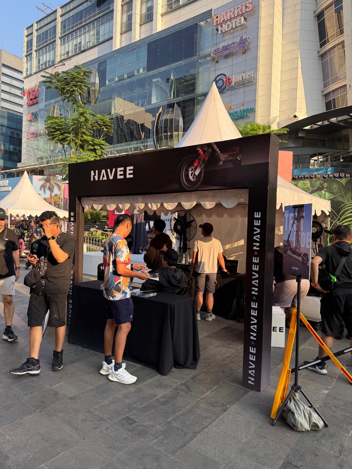 Live Product Demo Booth.