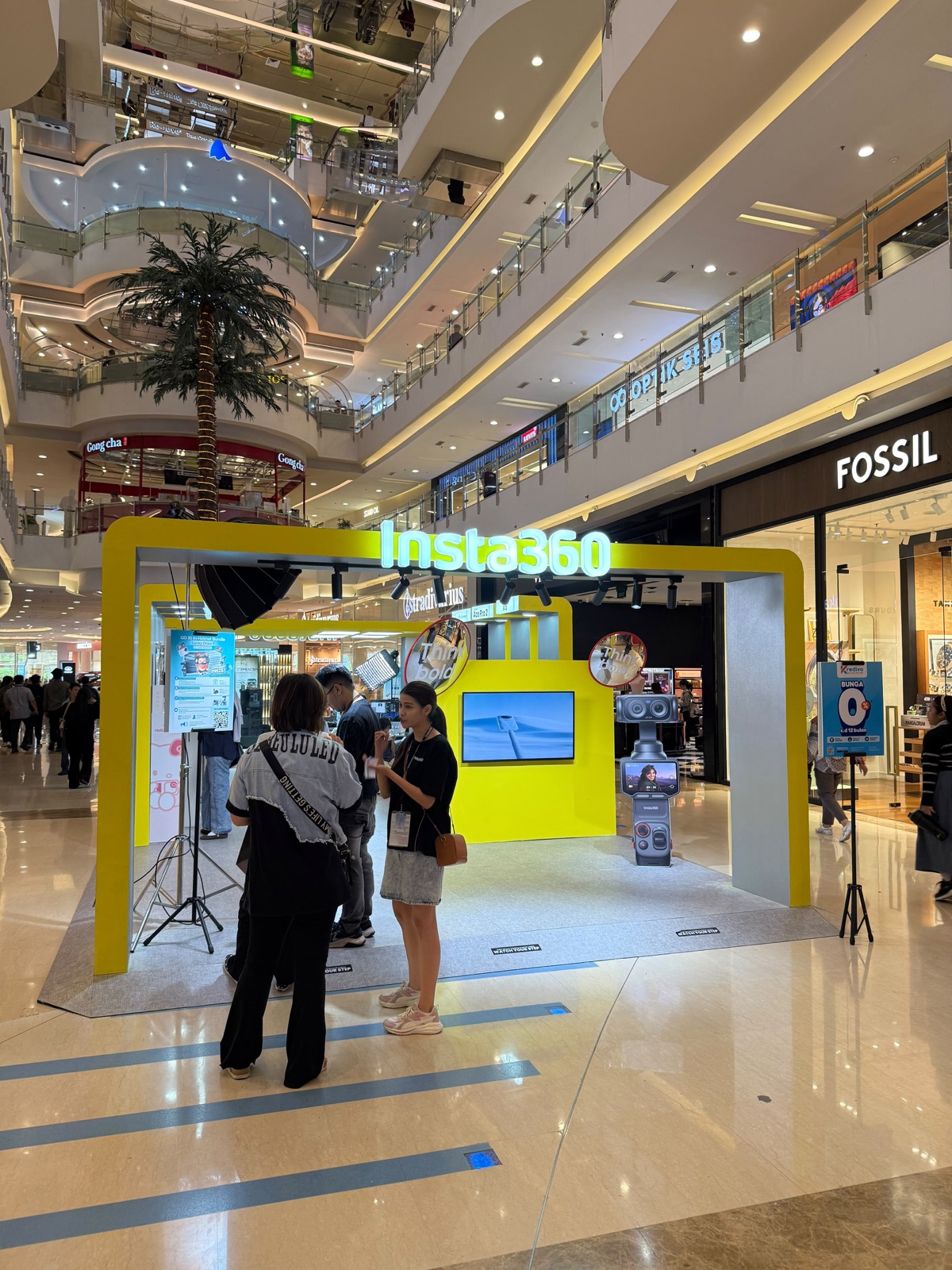 Insta360 — Our Booth Entrance
