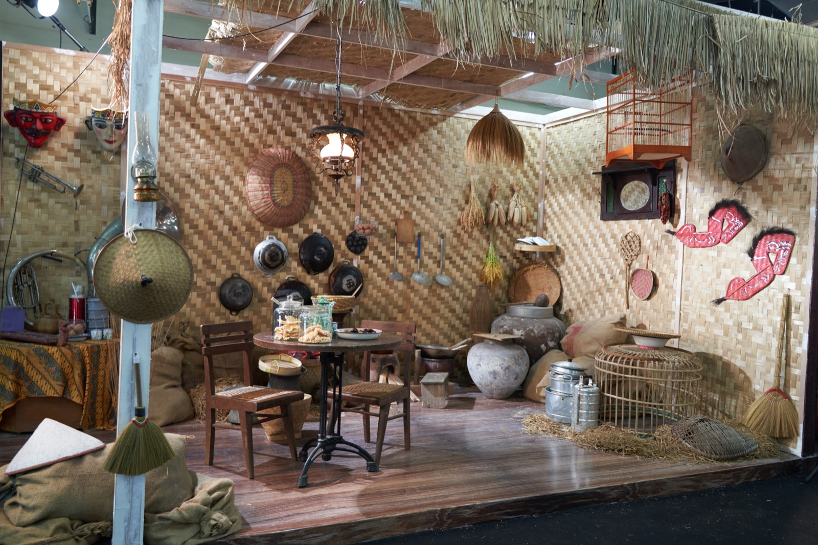 DOSS — A nostalgic Betawi House concept
